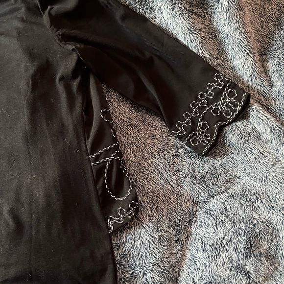 Black tunic top - Picture 8 of 11